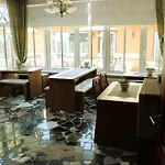 Aparthotel Embrace & 4*