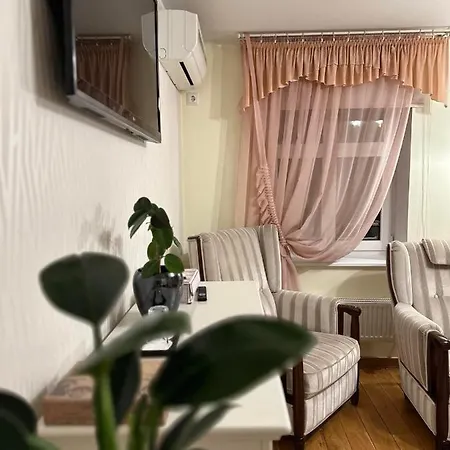 Aparthotel Embrace & 4*