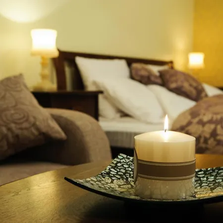 Aparthotel Embrace & 4*