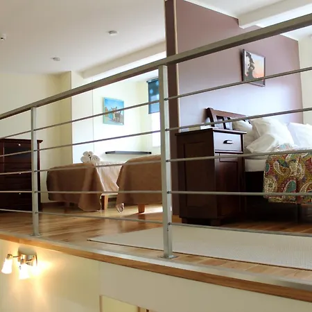 Aparthotel Embrace & 4*