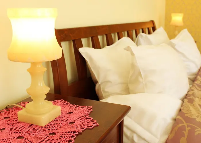 Embrace & Apart-hotel