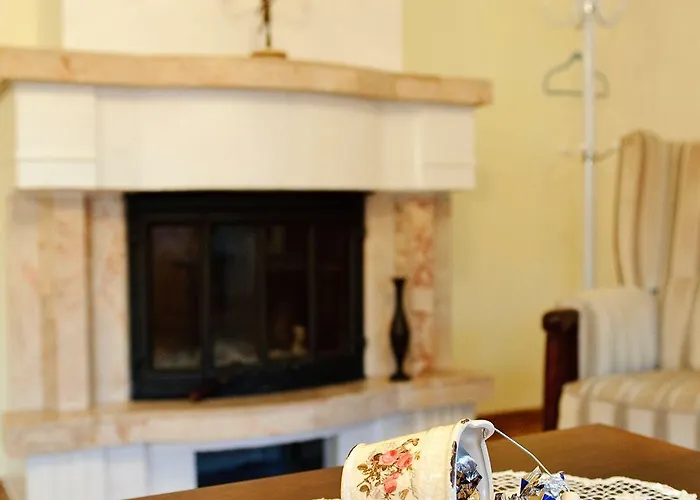 Embrace & Apart-hotel