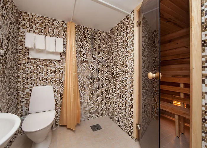 Embrace & Apart-hotel 4*