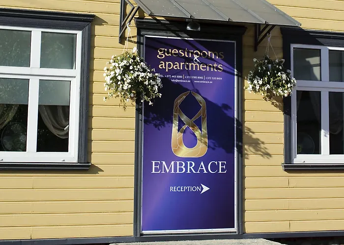 Embrace & Apart-hotel 4*