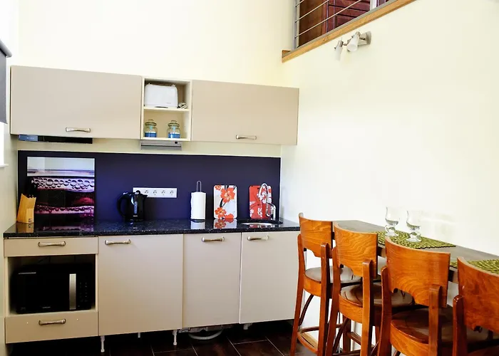 Embrace & Apart-hotel 4*